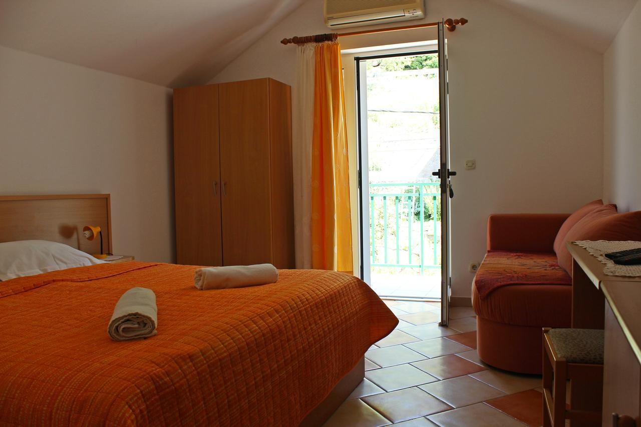 Apartments Pansion Franka บริสท์ ภายนอก รูปภาพ